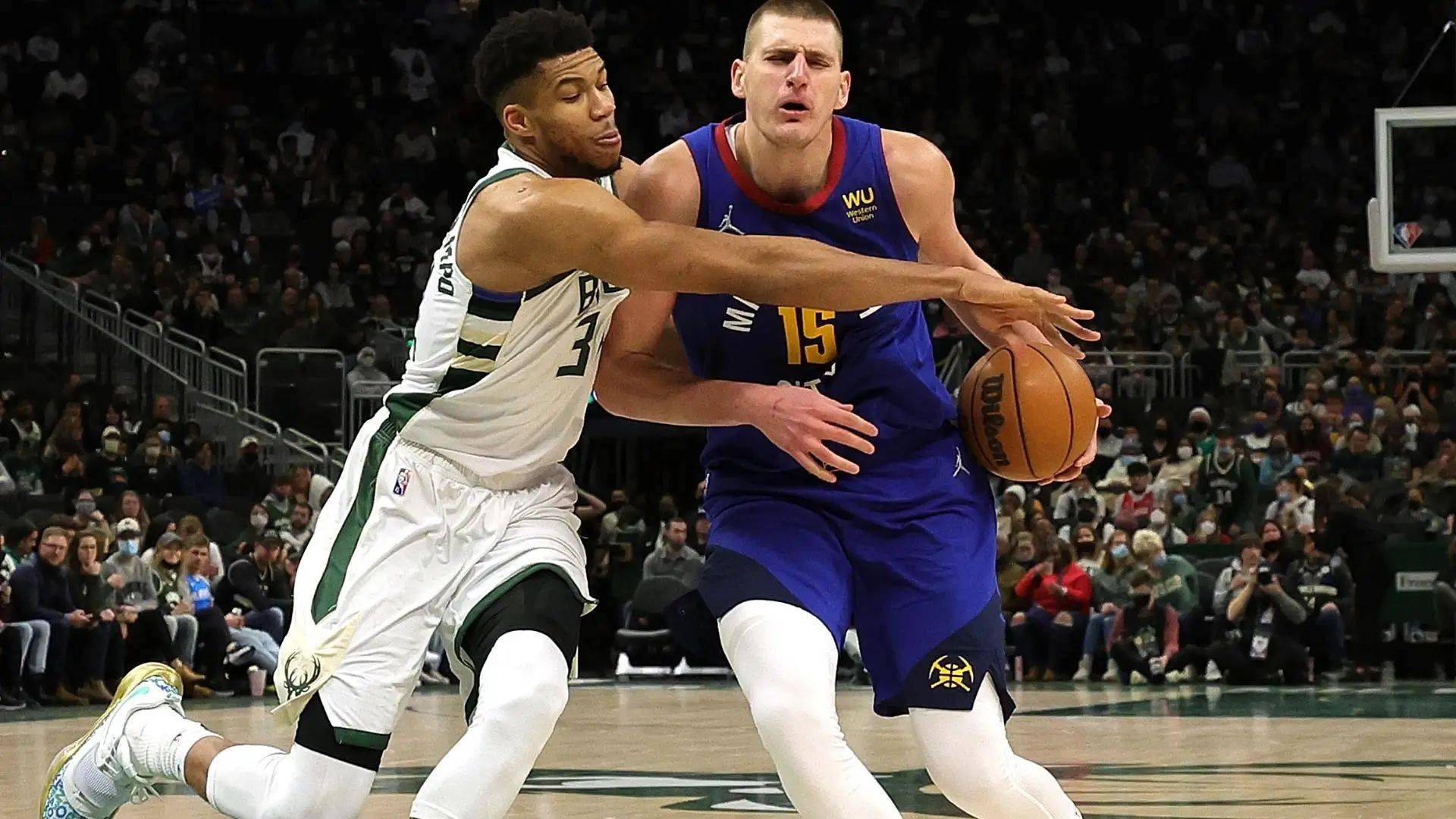 包含字母哥连续十五场比赛得分超过领先优势明显，皇家马德里不断突破！全场沸腾不已的词条