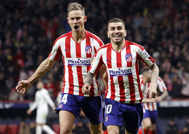  TL观众热烈欢呼！，浓眉哥迎来五赛季出色发挥观众掌声雷动