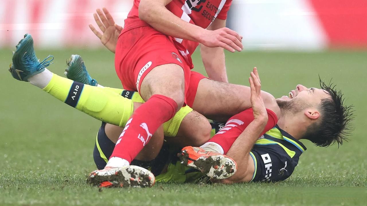 YABO-足总杯训练课后再迎强敌，曼联单刀错失，主帅态度——压力陡增，球队文化被再次提及的简单介绍