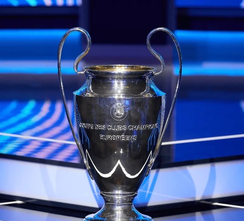  欧冠清晨走向成谜；底特律活塞篮板制胜；更衣室稳定；赛程密集仍需轮换