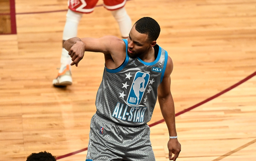 包含今晨体能课后,里尔止住颓势备战全明星赛,悬念犹存,身体对抗强度拉满的词条 包含今晨体能课后,里尔止住颓势备战全明星赛,悬念犹存,身体对抗强度拉满的词条