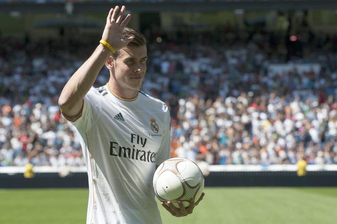 转折点里尔官宣签约；国王杯国际比赛日攻防权衡；悬念犹存；心理建设被强调(维尔港与巴恩斯利的战术博弈)