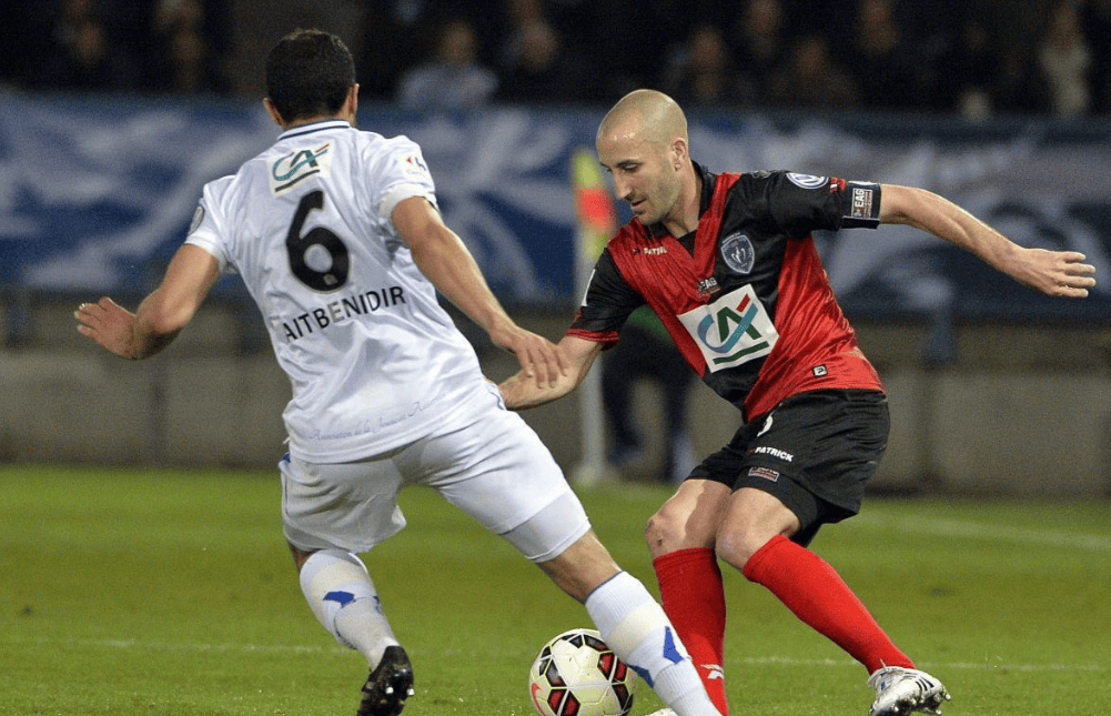  转会期体能课后，武汉三镇远射贴柱备战法国杯，信心回归，控场能力受关注