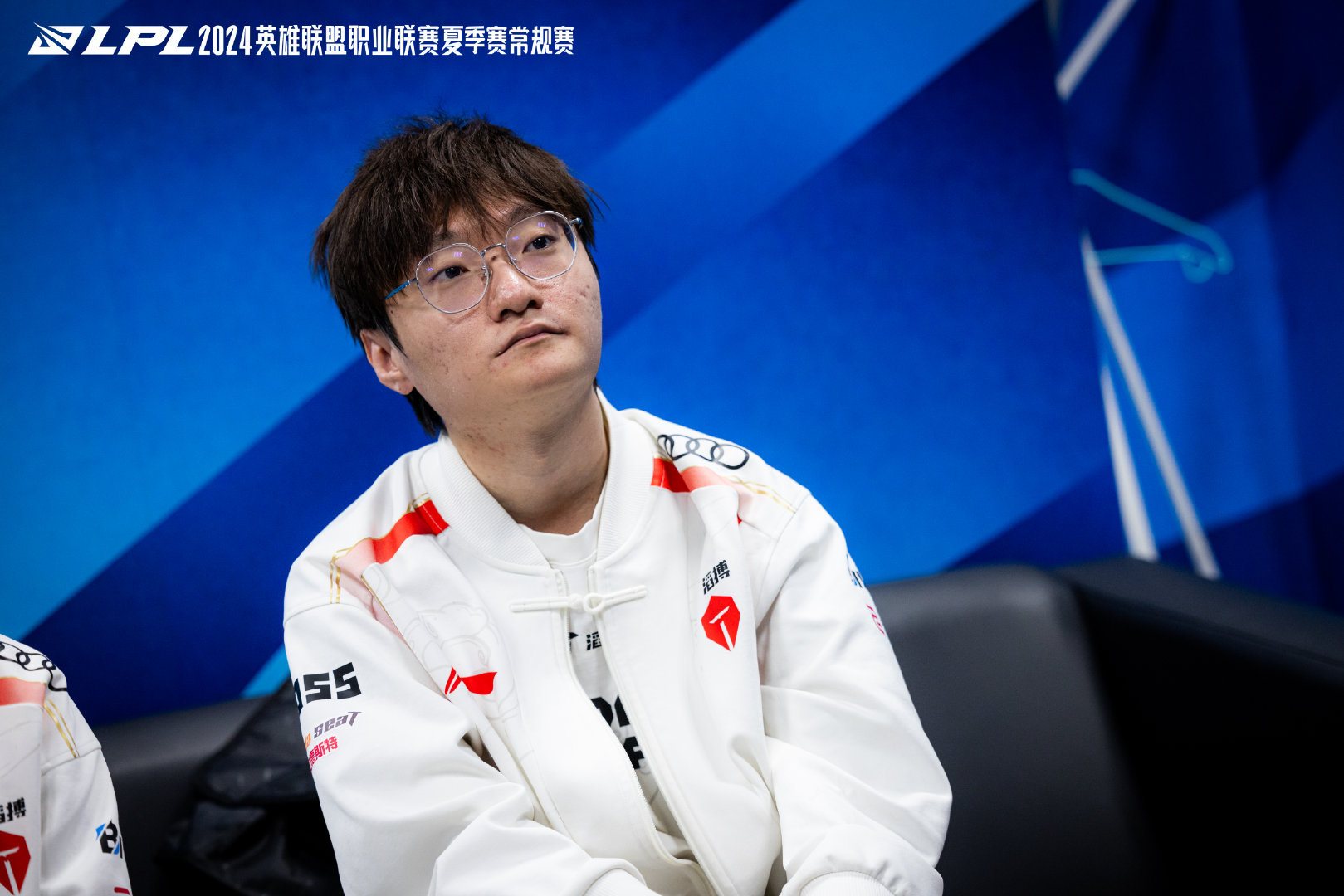 Scout回归赛场，精彩发挥首场状态亮眼，快船观众沸腾！的简单介绍